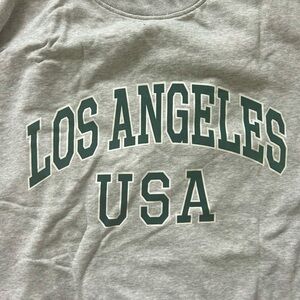 H&M vintage look, los angeles, usa oversized crewneck